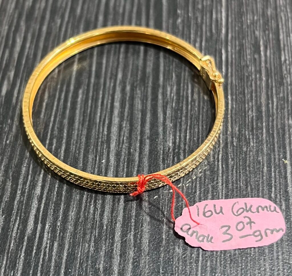 Round Kids Bracelet with Full Sparkle